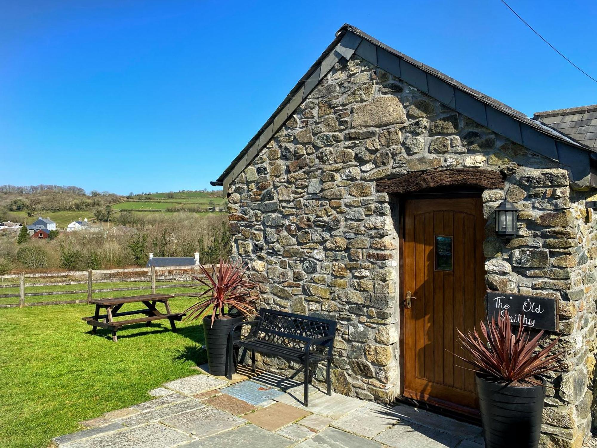 The Mary Tavy 3*
